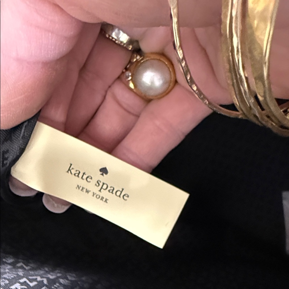 Kate Spade Grant Street Black White Jules Floral Zip Top Tote - Picture 8 of 15